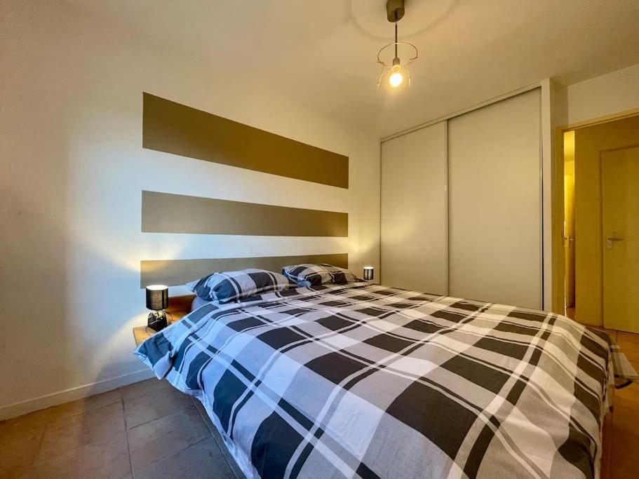 L'Appartement Michelet - Parking Prive Et Gratuit - 2Km Cite Medievale Carcassonne Exterior foto